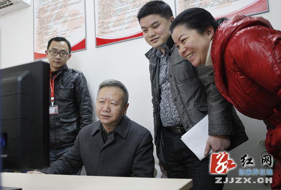 新春上班第一天胡伯俊视察红网 创新方式服务文化强市